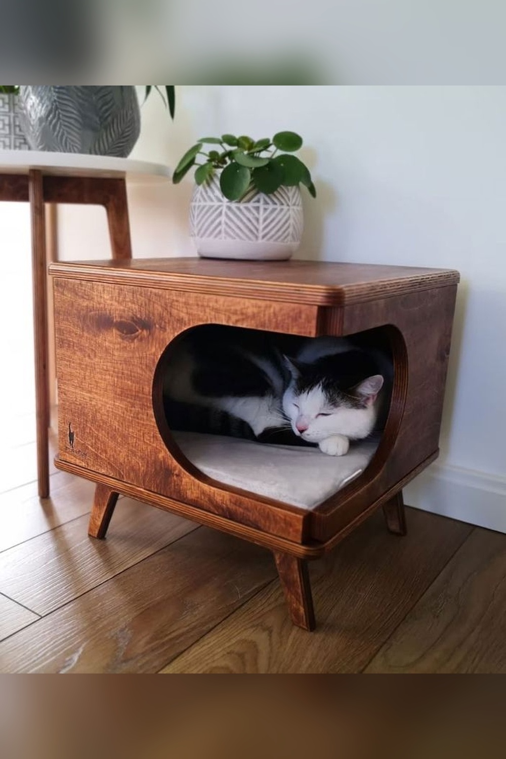 Velador mesa auxiliar con cueva integrada para gatos
